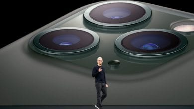 Apple company - tim cook - iphone camera