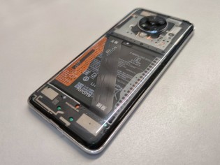 Redmi K30 Pro مع لوحة خلفية شفافة