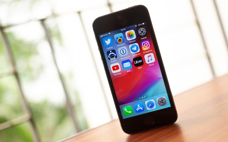 تقوم Apple بإصدار iOS 12.4.7 لأجهزة iPhone و iPad القديمة