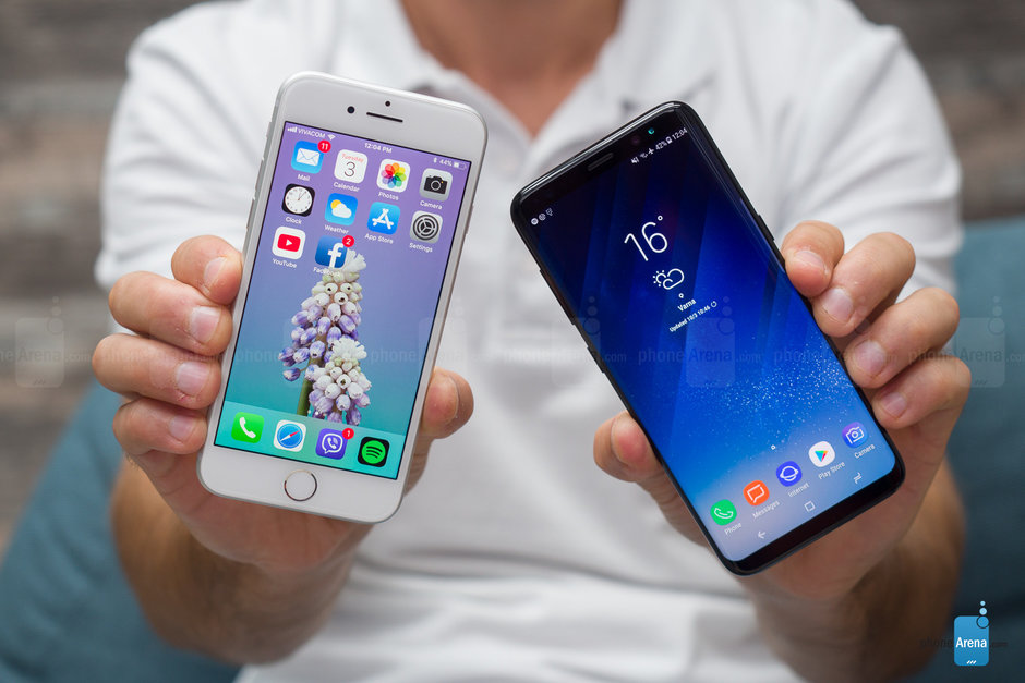 Apple-iPhone-8-vs-Samsung-Galaxy-S8018.jpg