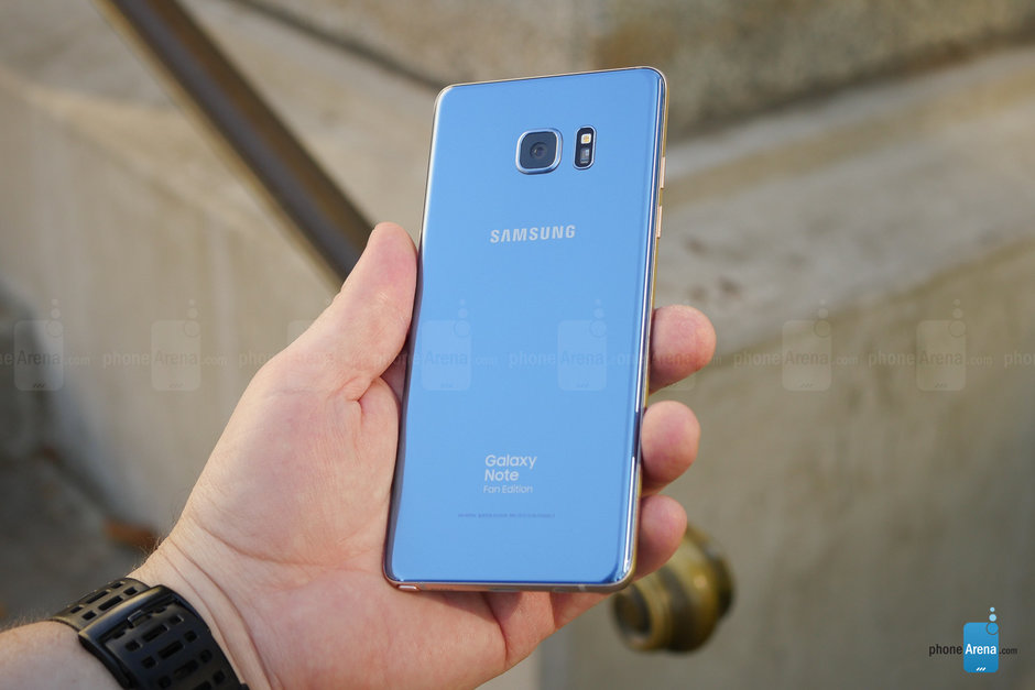 مراجعة Samsung-Galaxy-Note-Fan-Edition-Review004.jpg