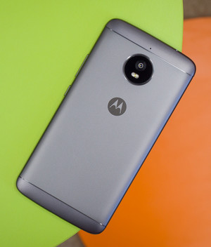 مراجعة هاتف Motorola Moto E4 Plus