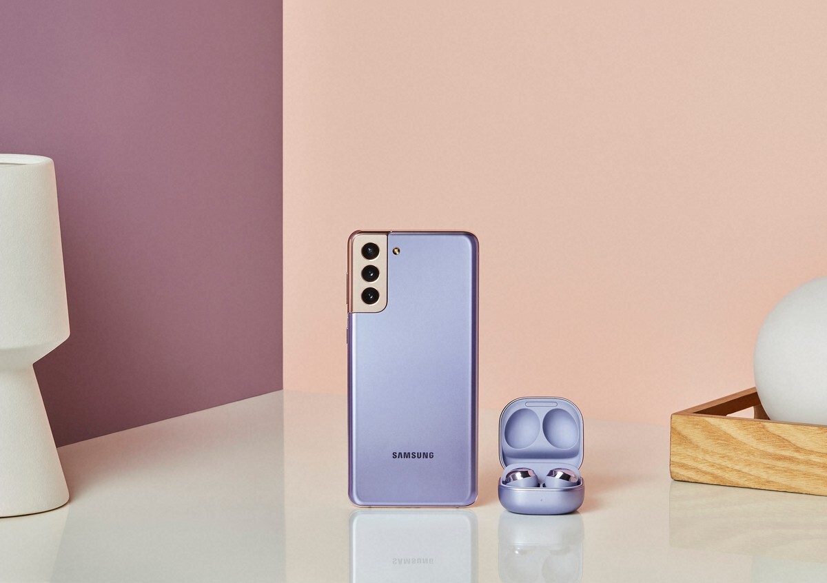 معاينة Samsung Galaxy S21 + 5G