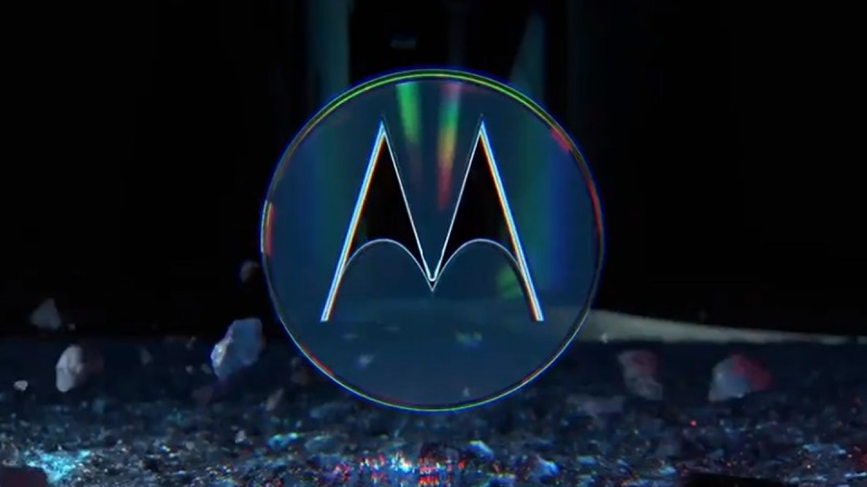 Motorola تستعرض تقنيتها الخاصة للشحن اللاسلكي عن بعد