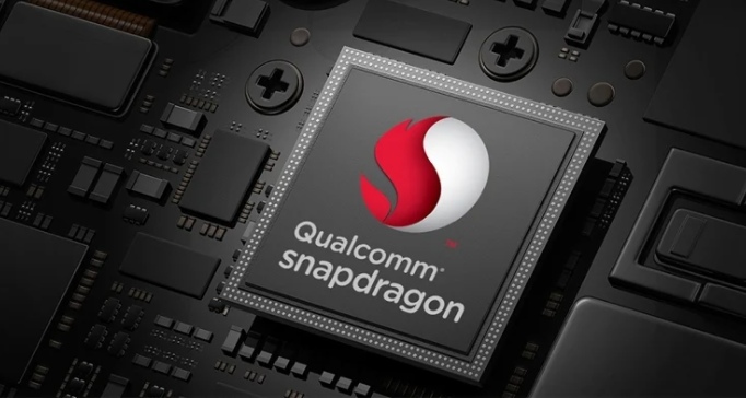 كوالكوم تستعد لتقسيم إنتاج سلسلة Snapdragon 895 بين سامسونج وTSMC