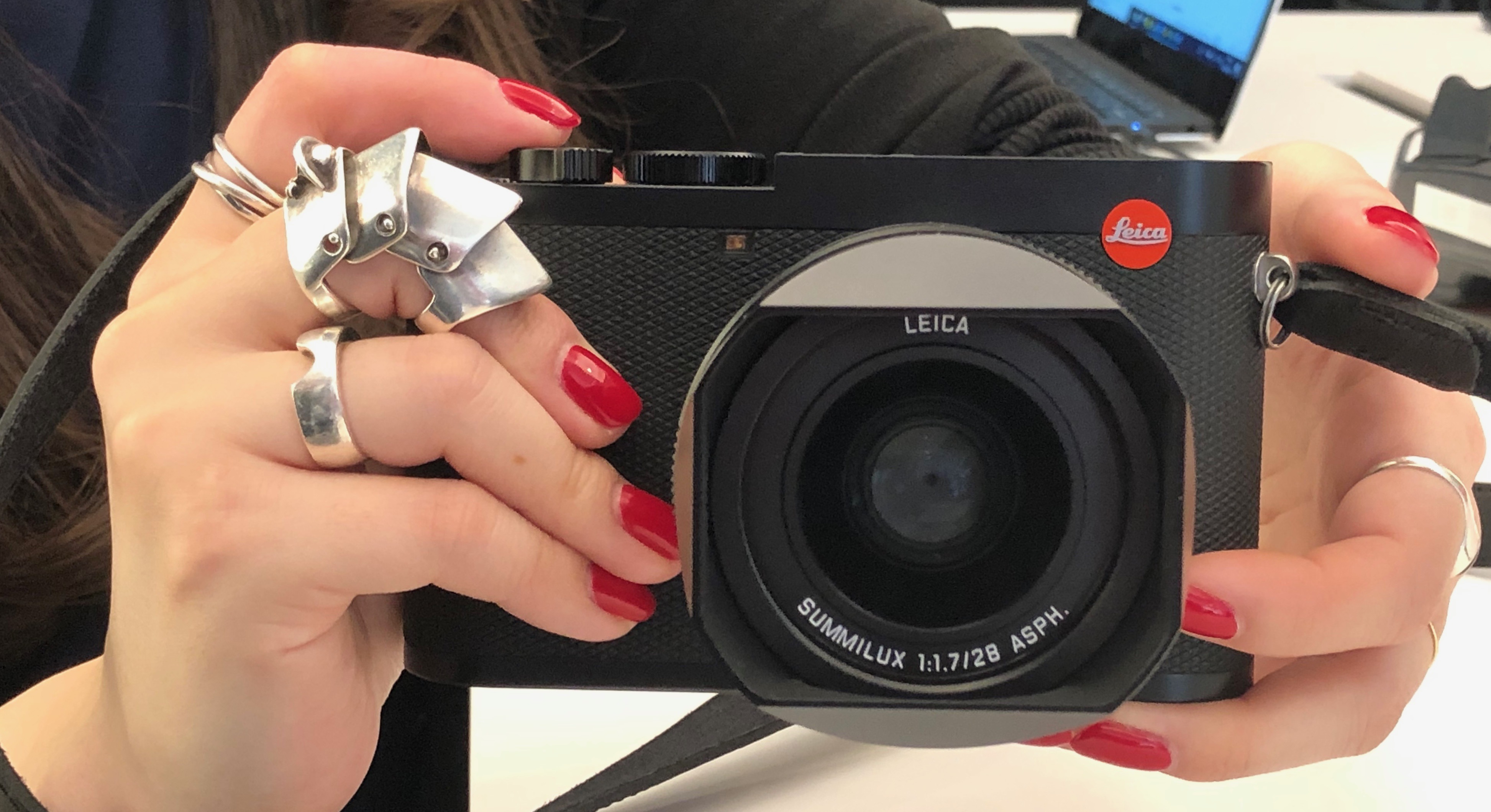 مراجعة Leica Q2