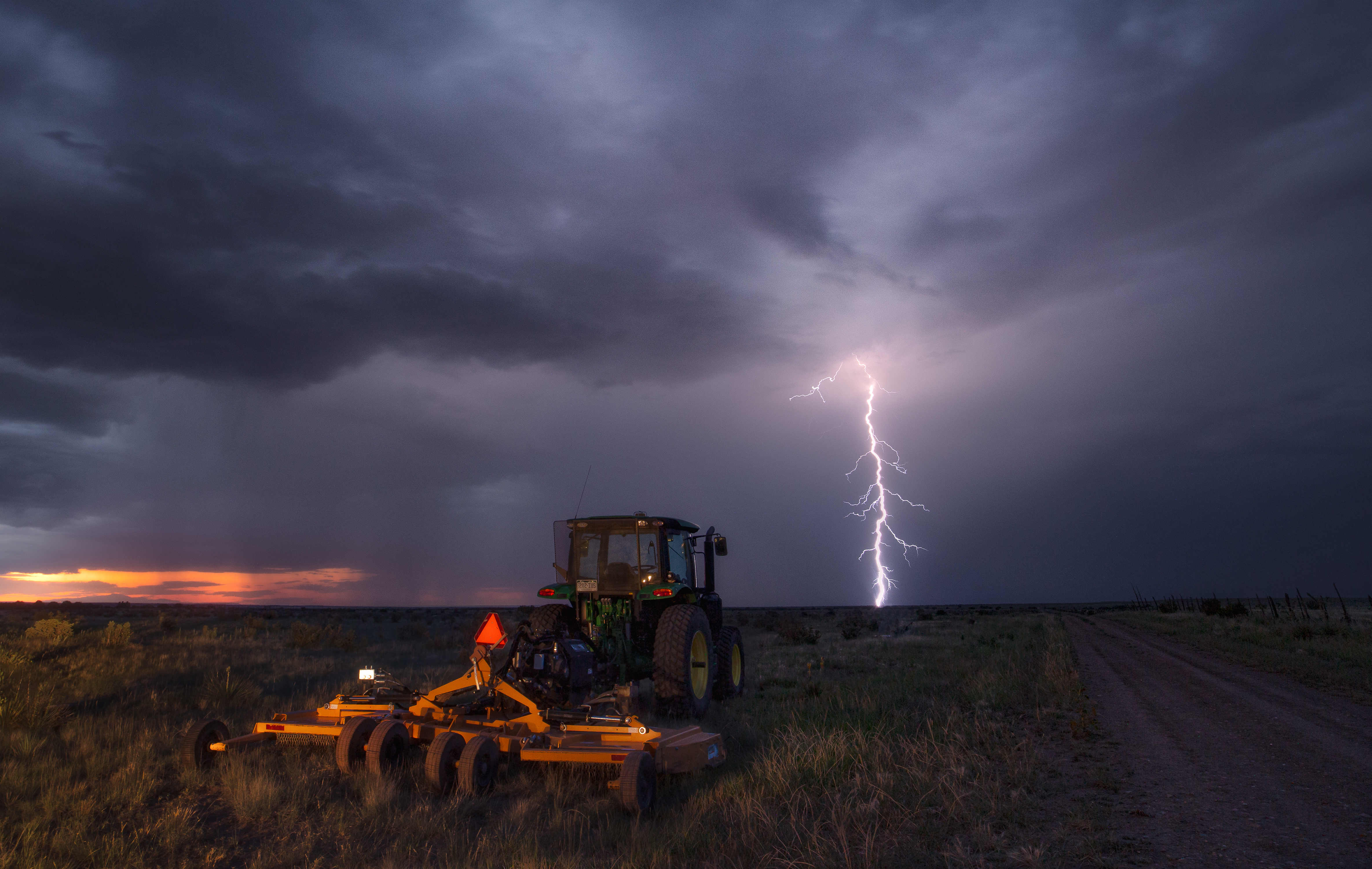 مسابقة التصوير الفوتوغرافي تحتفل بمطاردة العاصفة