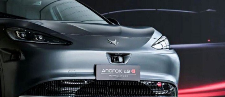 سيارة ArcFox Alpha-S الكهربائية المدعومة من هواوي تدخل مرحلة الانتاج