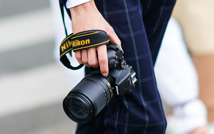 تقرير يشير إلى خطط Nikon للخروج من المنافسة في سوق كاميرات SLR