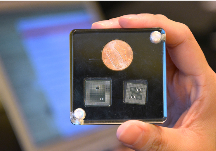 A 14nm chip (left) versus the 10nm Snapdragon 835
