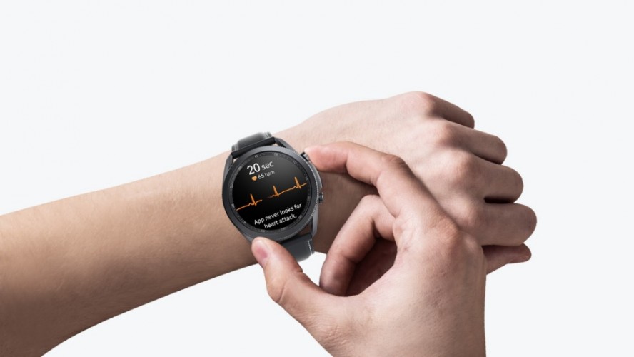تقوم Samsung بتنشيط مراقبة تخطيط القلب على Galaxy Watch3 وWatch Active2 في الولايات المتحدة