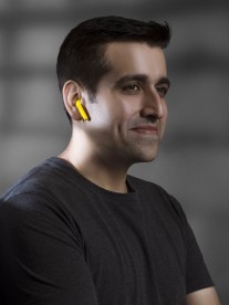 يؤكد Realme التنفيذيون خيارات الألوان لأول سماعات أذن لاسلكية حقًا للشركة