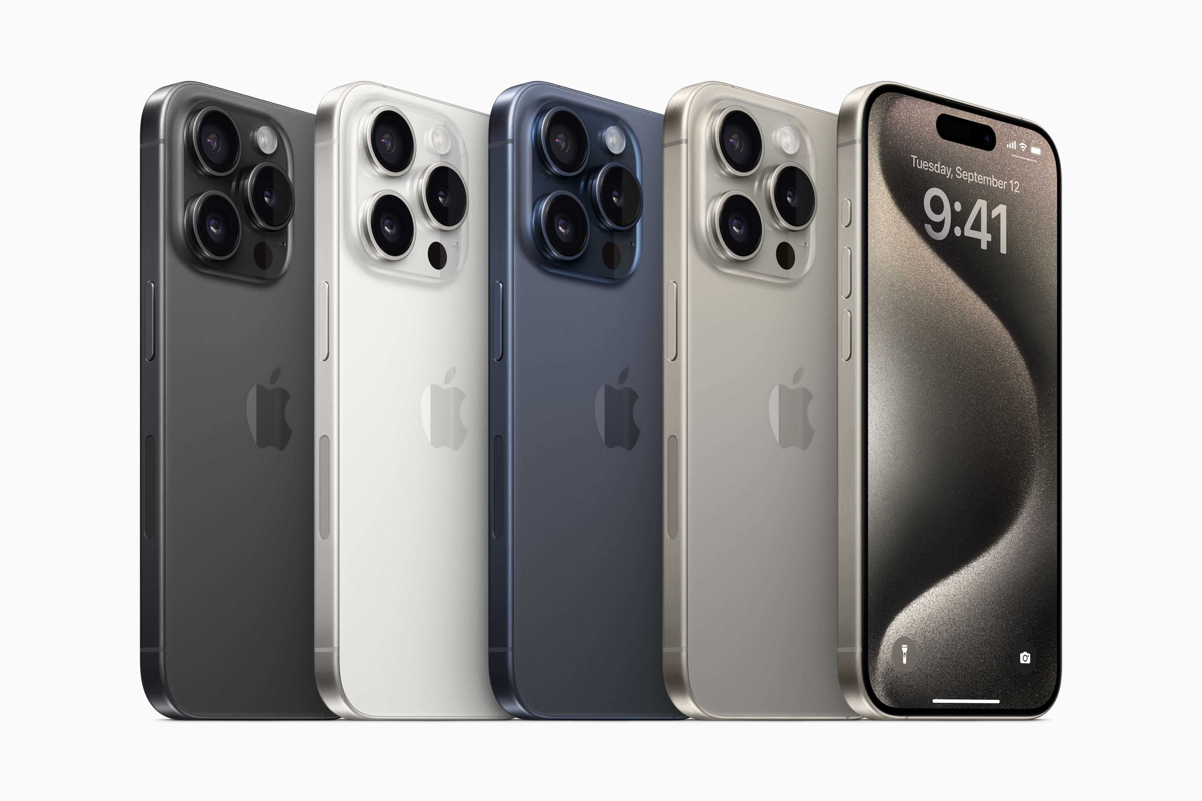 الألوان الأربعة الجديدة لجهاز iPhone 15 Pro - معاينة iPhone 15 Pro: أدخل عصر USB-C