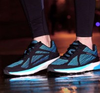 حذاء 90 Minutes Ultra Smart Sportswear: الإصدار الأزرق