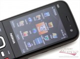 كان اللون الأسود الداكن لشاشة AMOLED الخاصة بهاتف Nokia N85 بمثابة مشهد يستحق المشاهدة