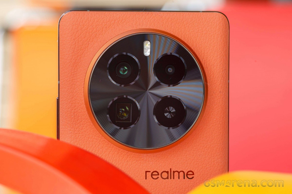Realme GT5 Pro قيد المراجعة