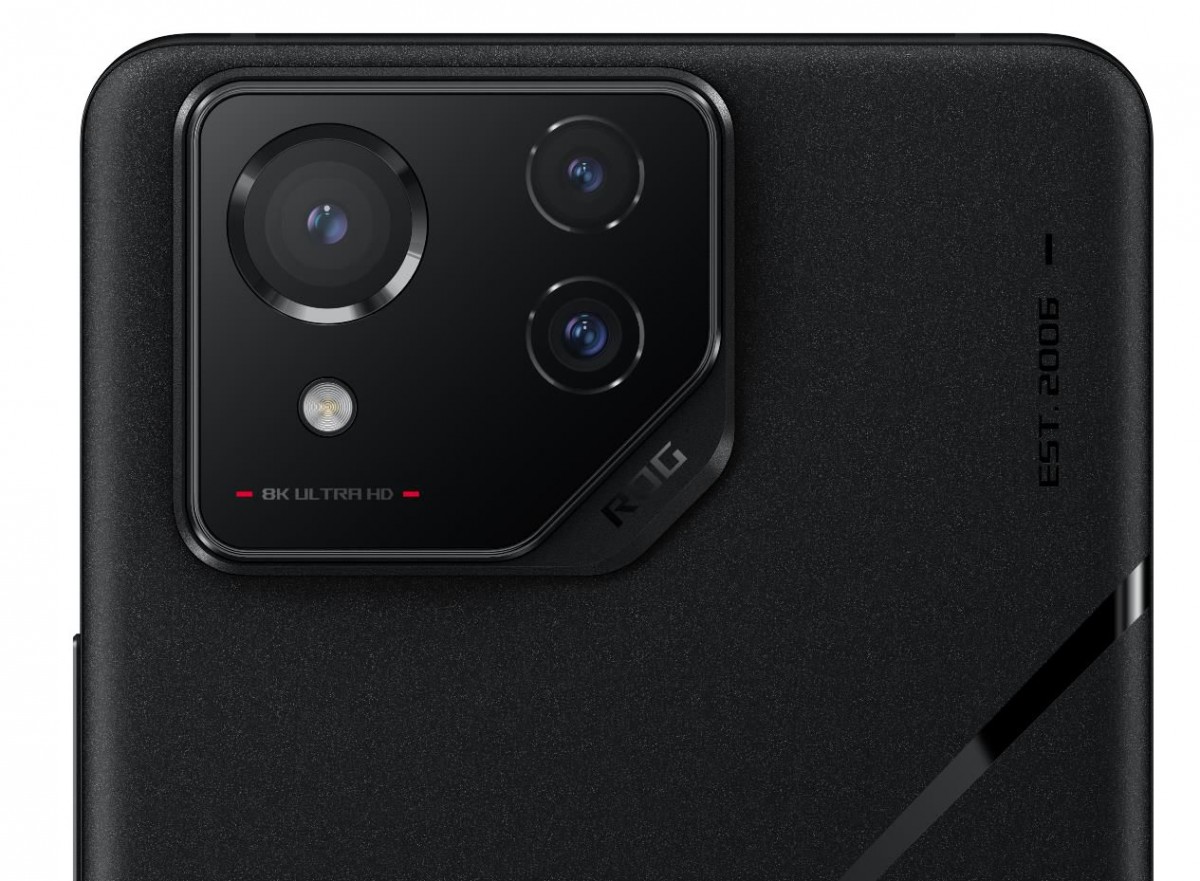 يصل هاتف Asus ROG Phone 8 مزودًا بـ SD 8 Gen 3 وكاميرا مقربة وتصنيف IP68