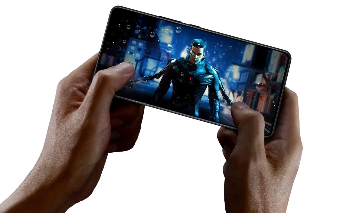 استطلاع أسبوعي: هل يمكن لجهاز Asus ROG Phone 8 أن يجد مكانًا في جيبك؟