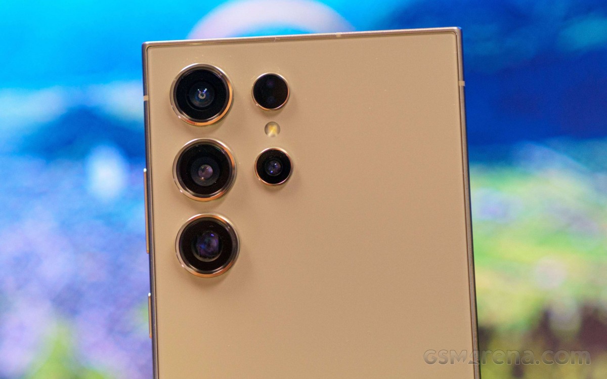 يقدم هاتف Galaxy S24 Ultra الذي يركز على الذكاء الاصطناعي كاميرا 5x جديدة، Snapdragon 8 Gen 3