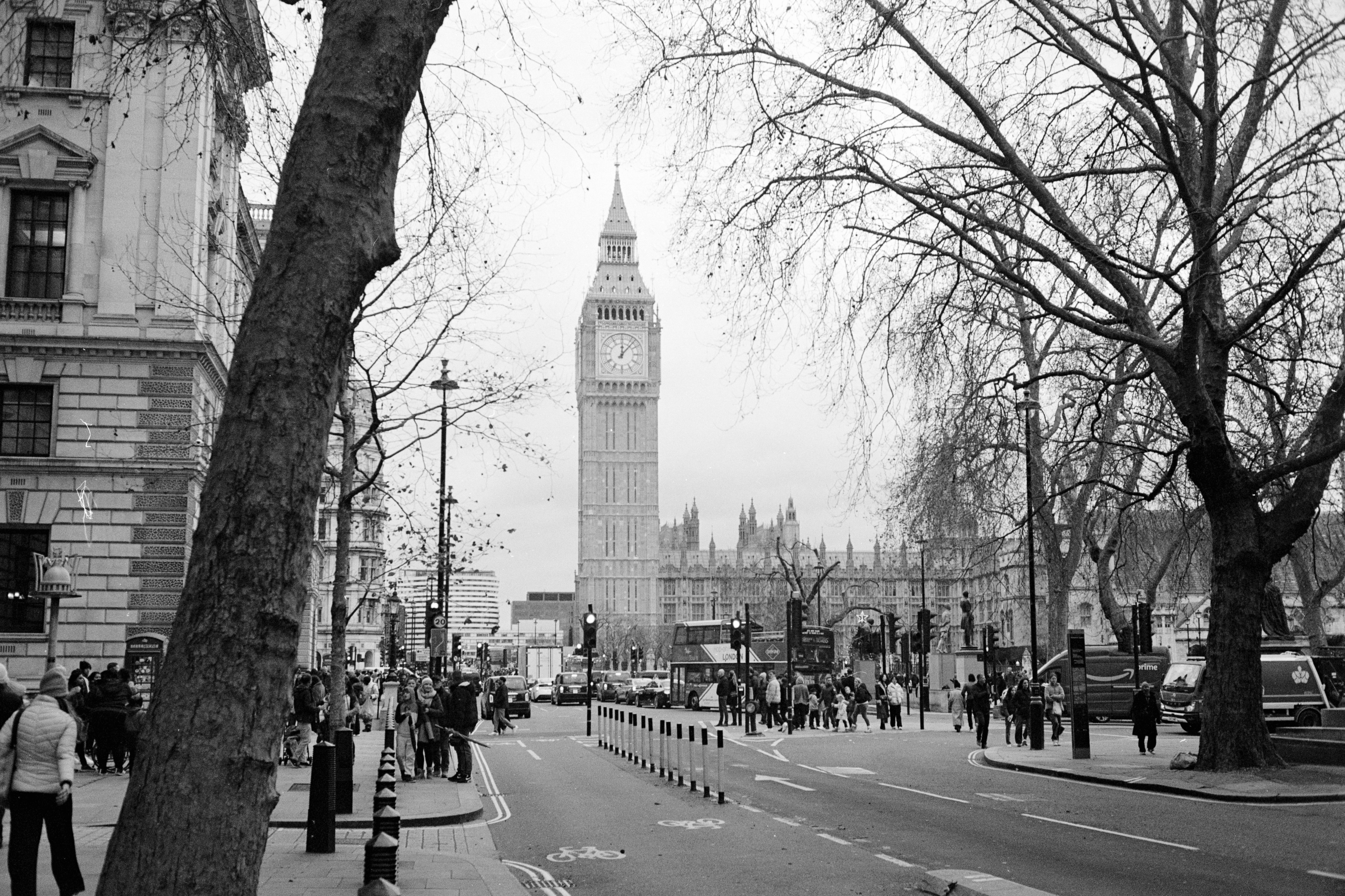 تم التقاط ساعة بيج بن في لندن بفيلم Ilford XP2 Super 35mm