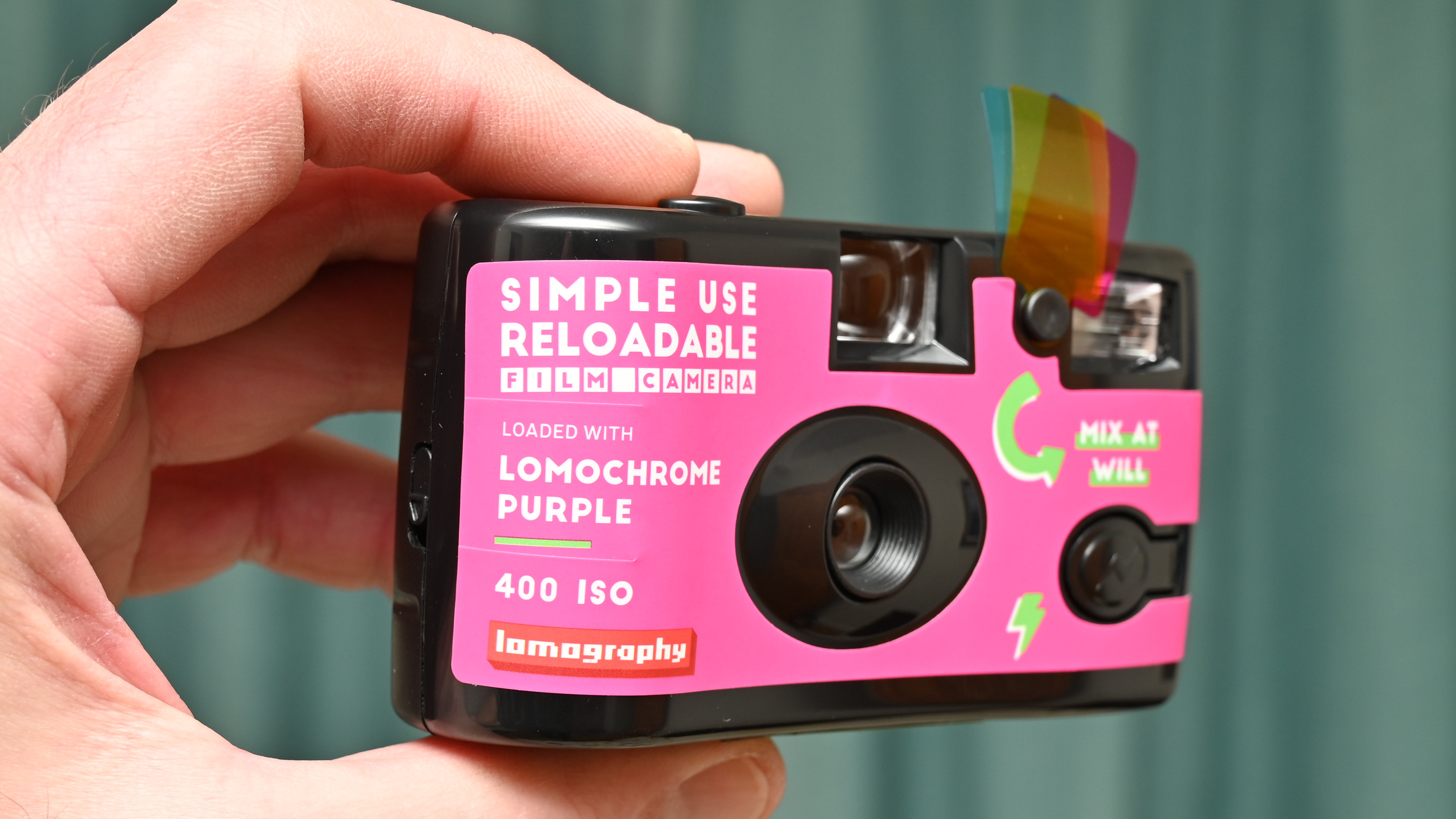 Lomography استخدام بسيط لكاميرا الفيلم القابلة لإعادة التحميل LomoChrome Purple