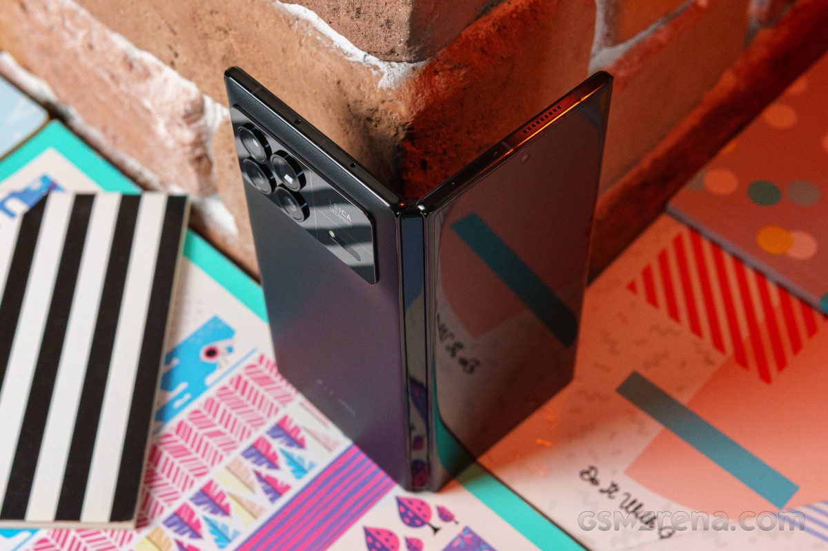 Xiaomi Mix Fold 3 من عام 2023