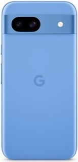 Google Pixel 8a بألوان Obsidian وPorcelain وBay وAloe (من اليسار إلى اليمين)