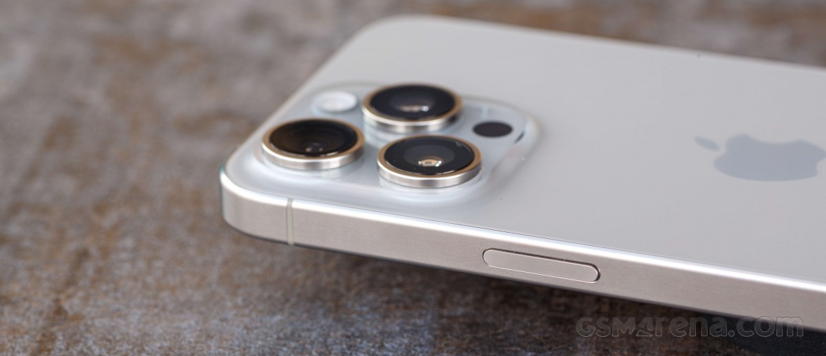 تشكيلة iPhone 16 Pro تحصل على ترقية كبيرة للكاميرا